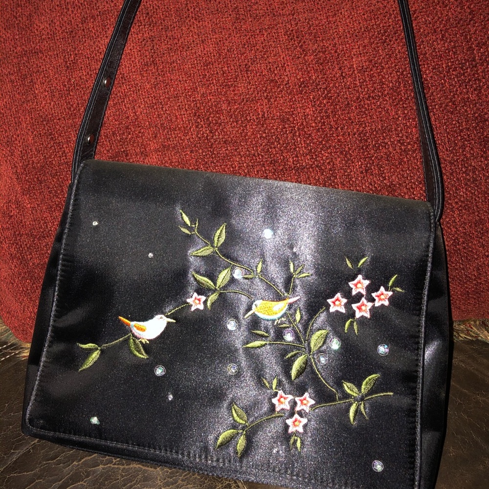 Purses - Picture 6 of 7